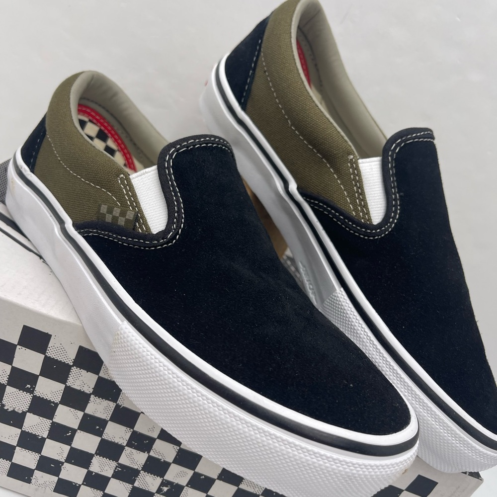 Vans Men’s Skate Slip-On
Black Olive Sneakers
VN0A5FCAB1V - Picture 11 of 16